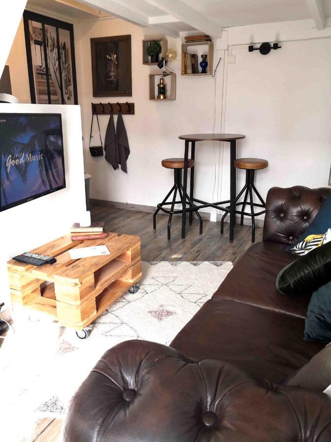L'intimiste: Private Duplex In Saint-lô *