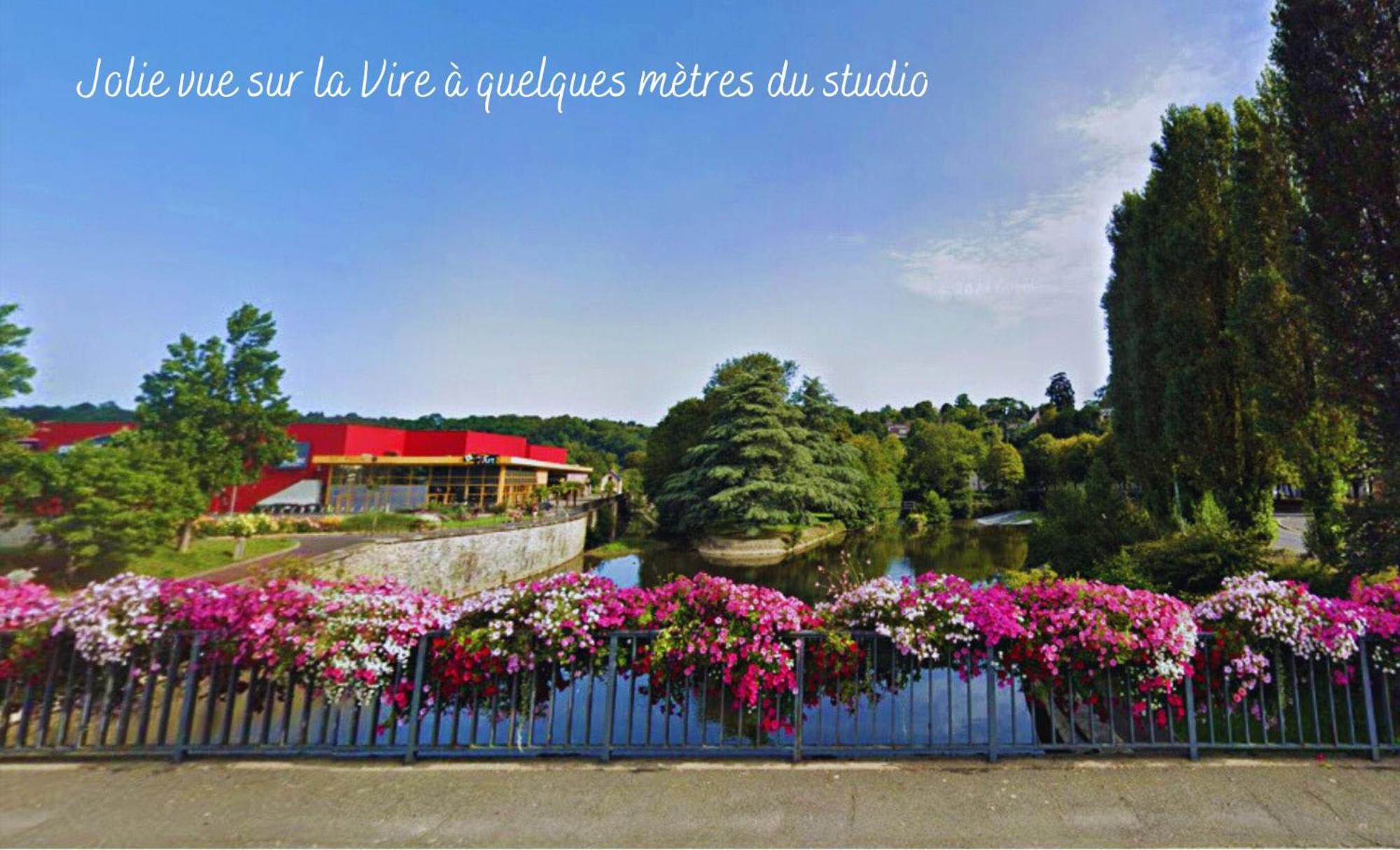 L'intimiste: Private Duplex In Saint-lô Apartment Saint-Lo